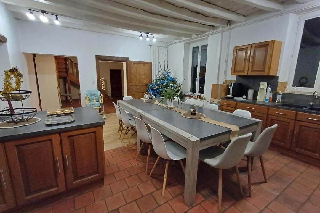 Photo of Kitchen in Neuville-les-Decize
