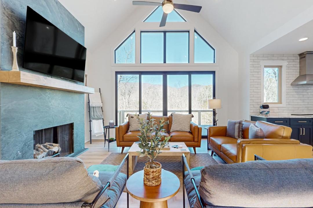 Photo of Livingroom in Sautee Nacoochee