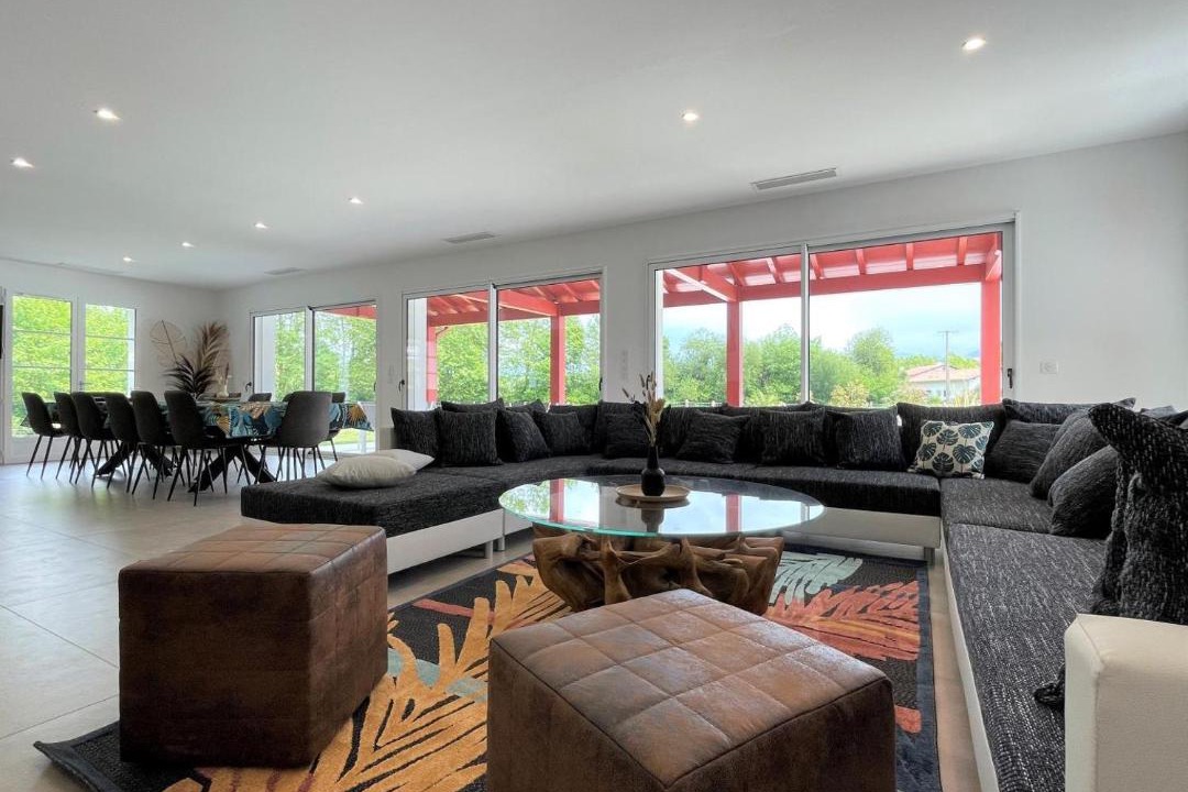 Photo of Livingroom in Sare