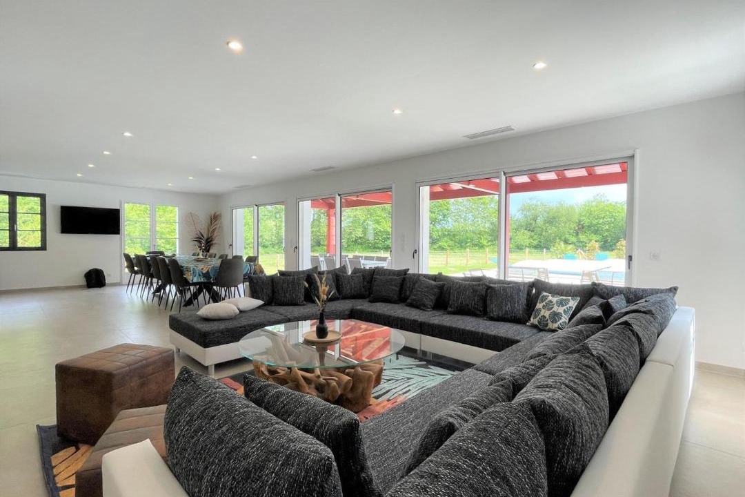 Photo of Livingroom in Sare