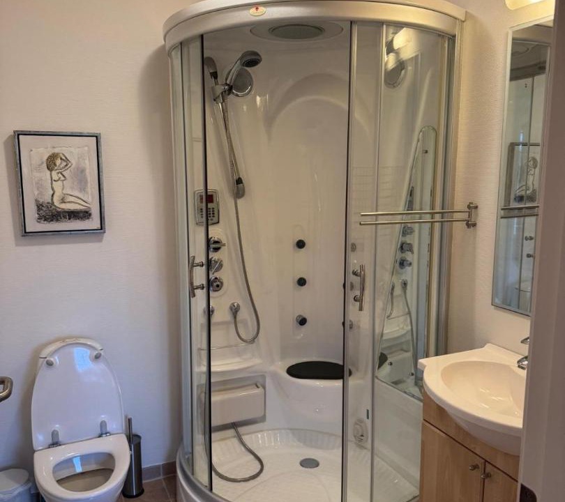 Photo of Bathroom in Sunds