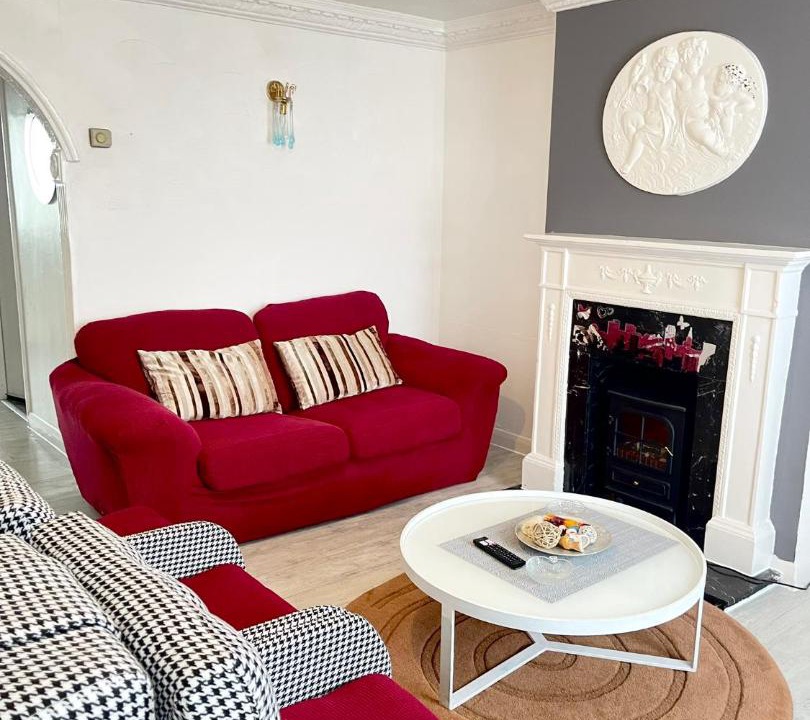 Photo of Livingroom in Chadwell