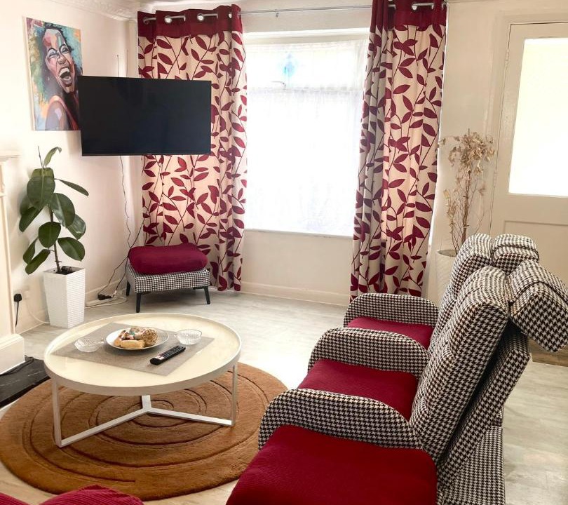 Photo of Livingroom in Chadwell