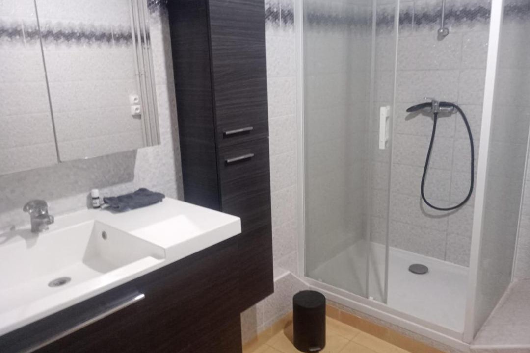 Photo of Bathroom in Republique