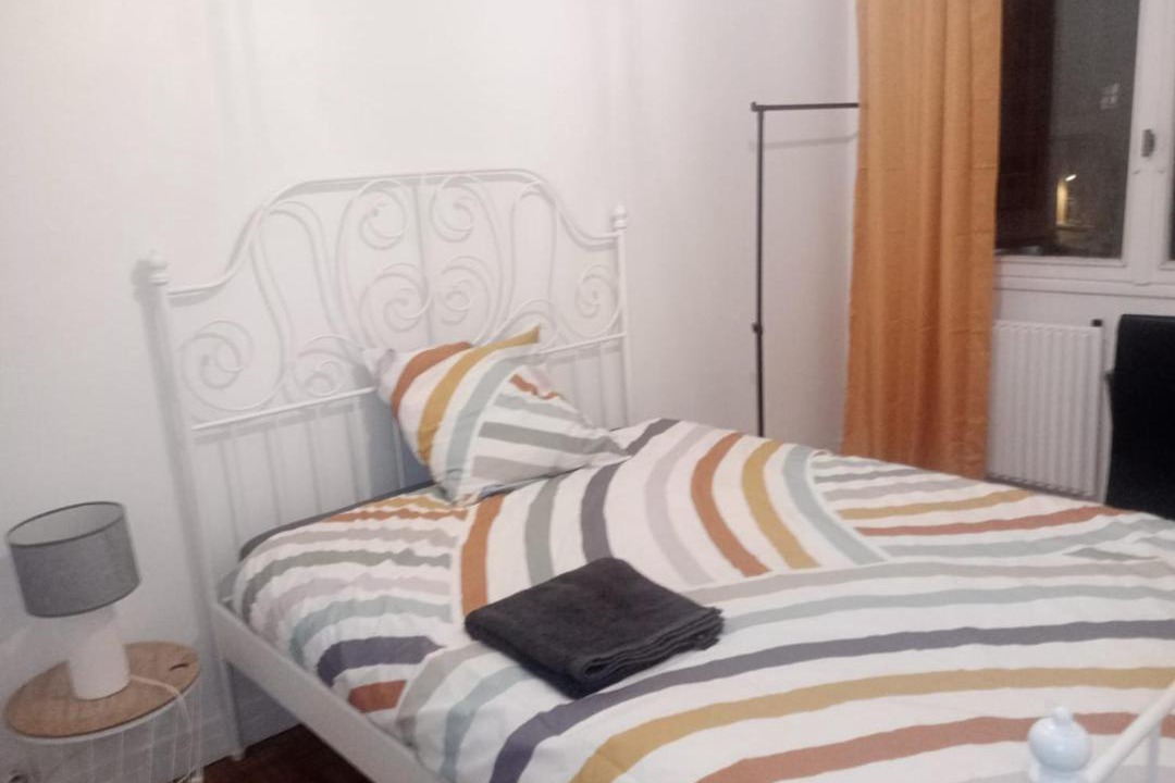 Photo of Bedroom in Republique