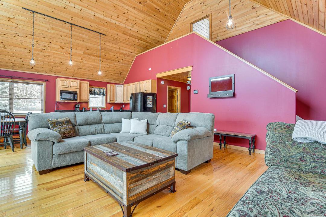 Photo of Others in Morgan