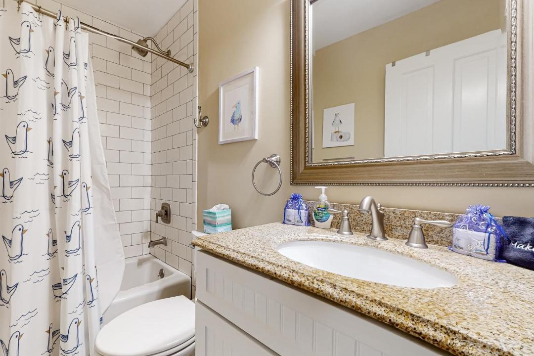 Photo of Bathroom in Harbour Town
