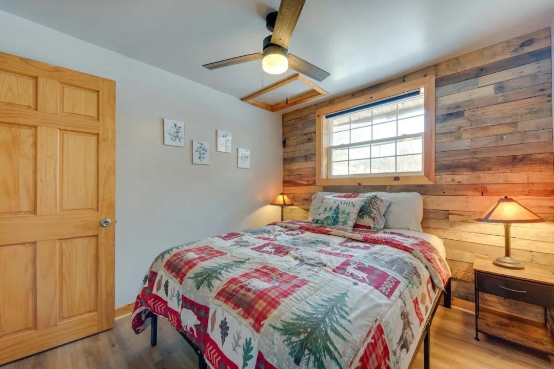 Photo of Bedroom in Blakeslee