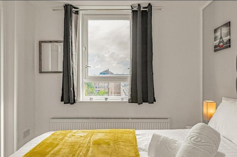 Photo of Bedroom in Tower Hill