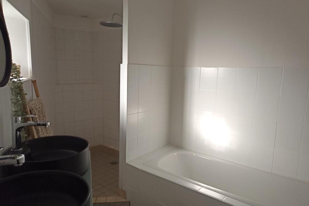 Photo of Bathroom in Gourge