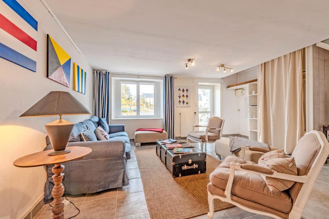 Photo of Livingroom in Ploudalmezeau