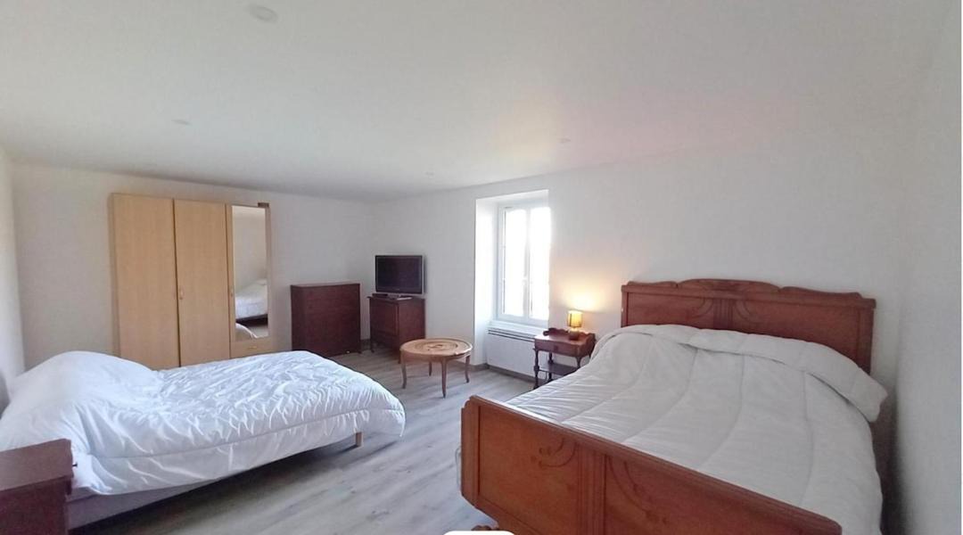 Photo of Bedroom in St Georges la Pouge