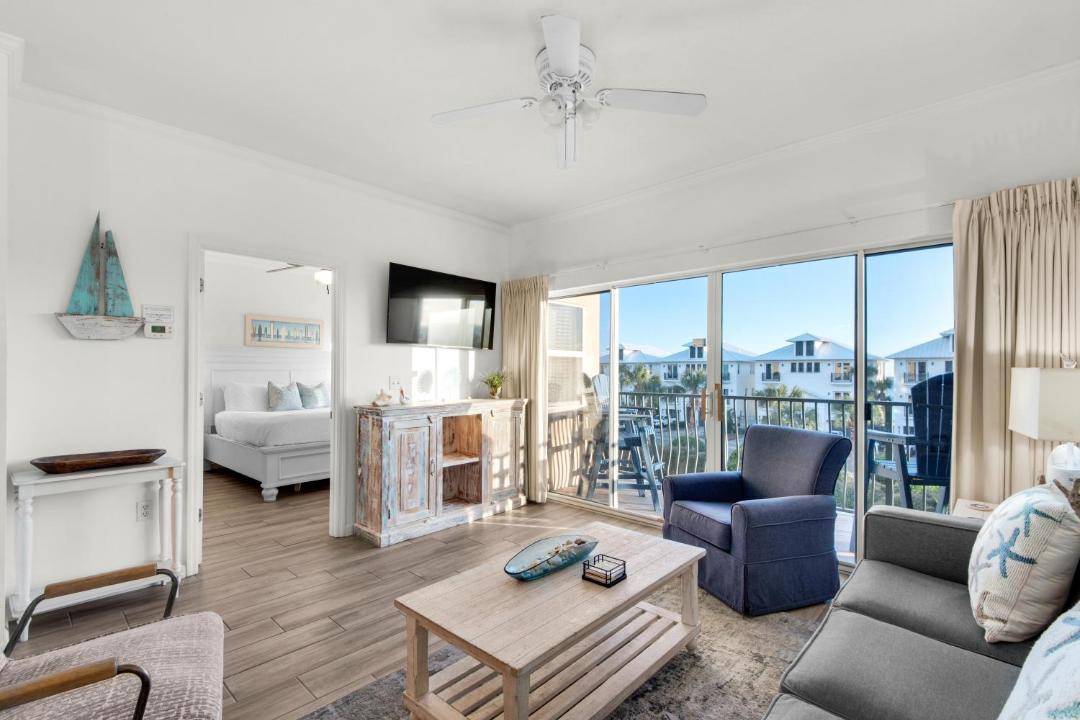 Photo of Others in Frangista Beach