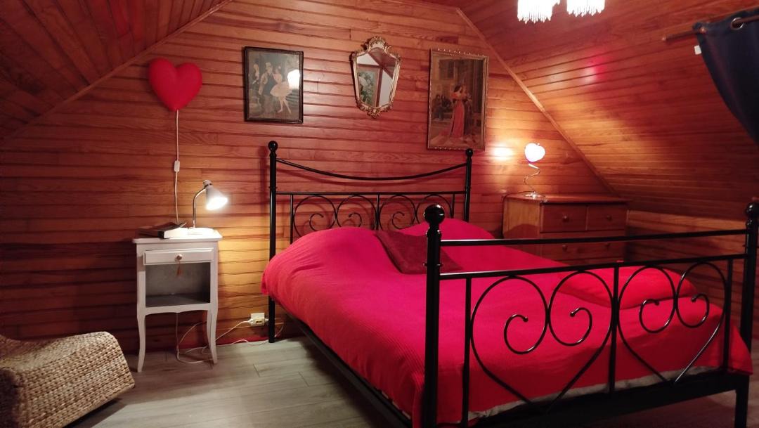 Photo of Bedroom in Plouray