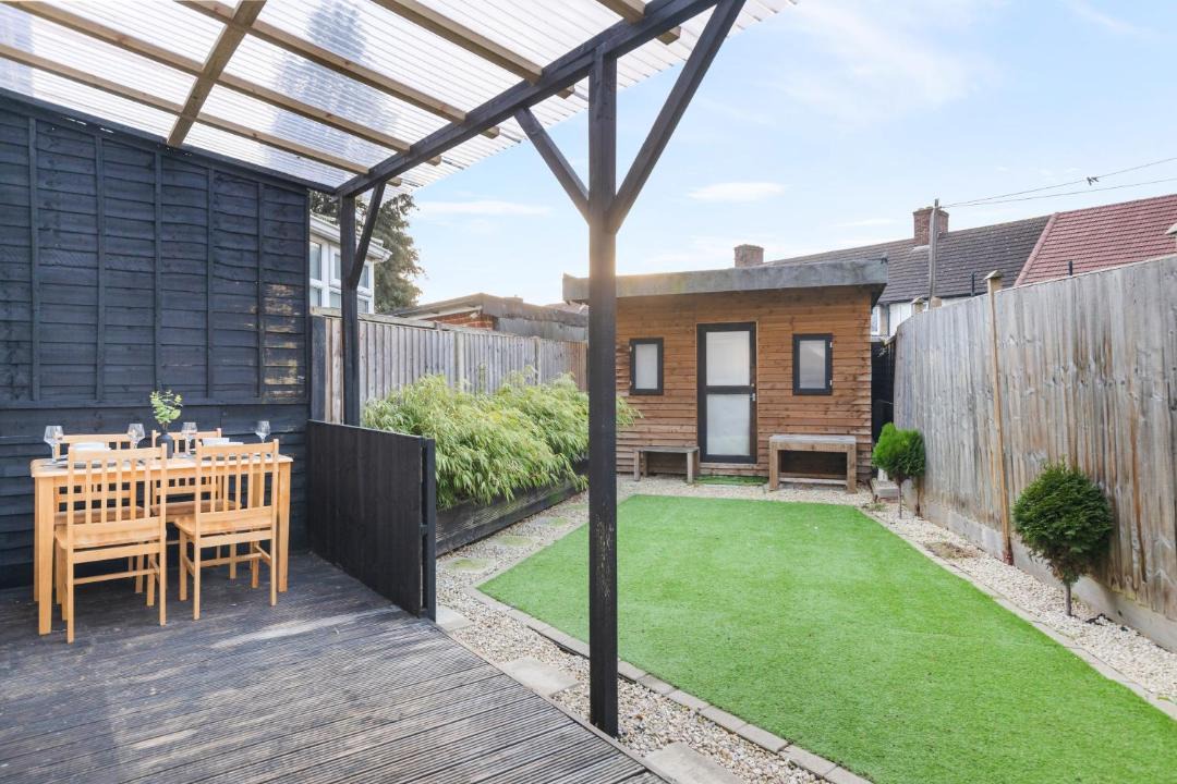 Photo of Others in Alibon