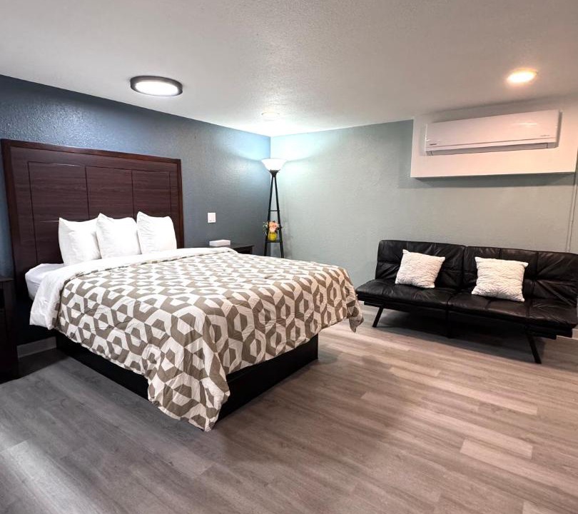 Photo of Bedroom in Oakley