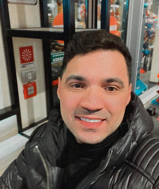 Photo of Human In Picture in Bremgarten