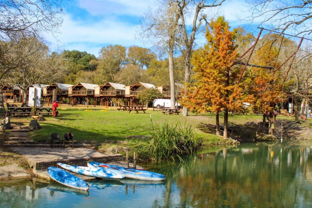 Photo of Others in Seguin