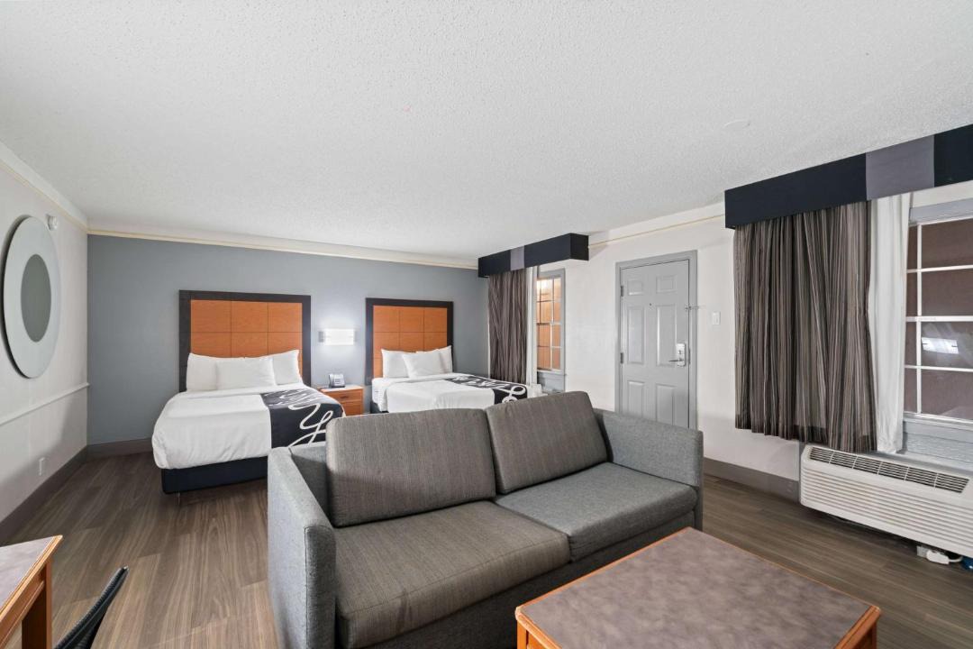 Photo of Bedroom in Central City