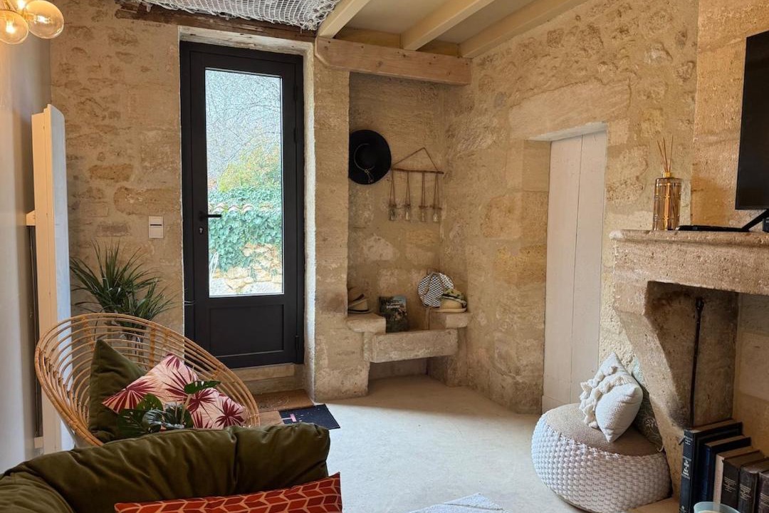 Photo of Others in Naujan-et-Postiac