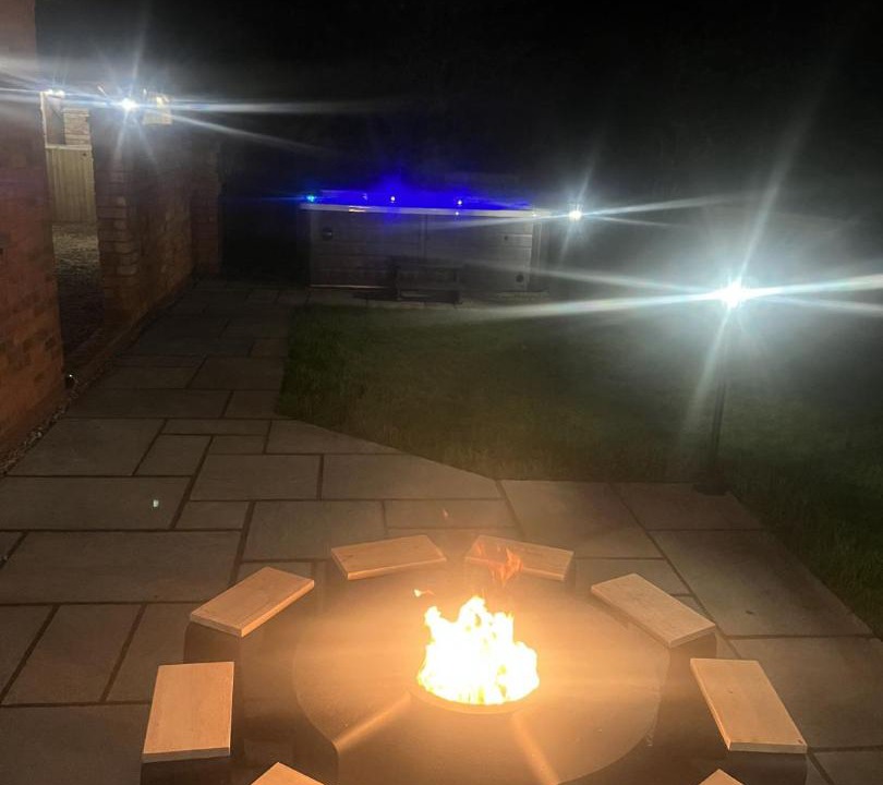 Photo of Others in Cleedownton