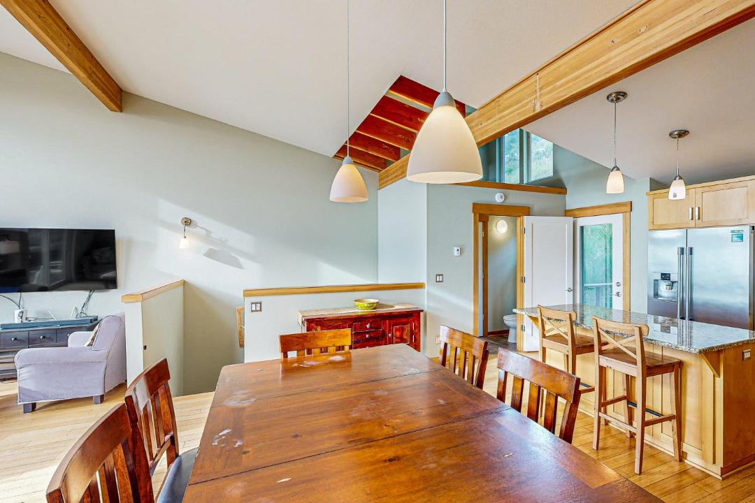 Photo of Others in Happy Camp Hideaway