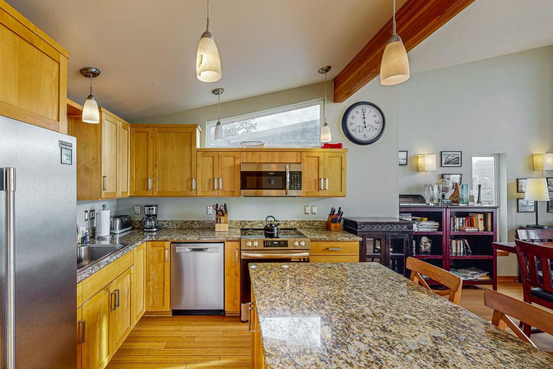 Photo of Others in Happy Camp Hideaway