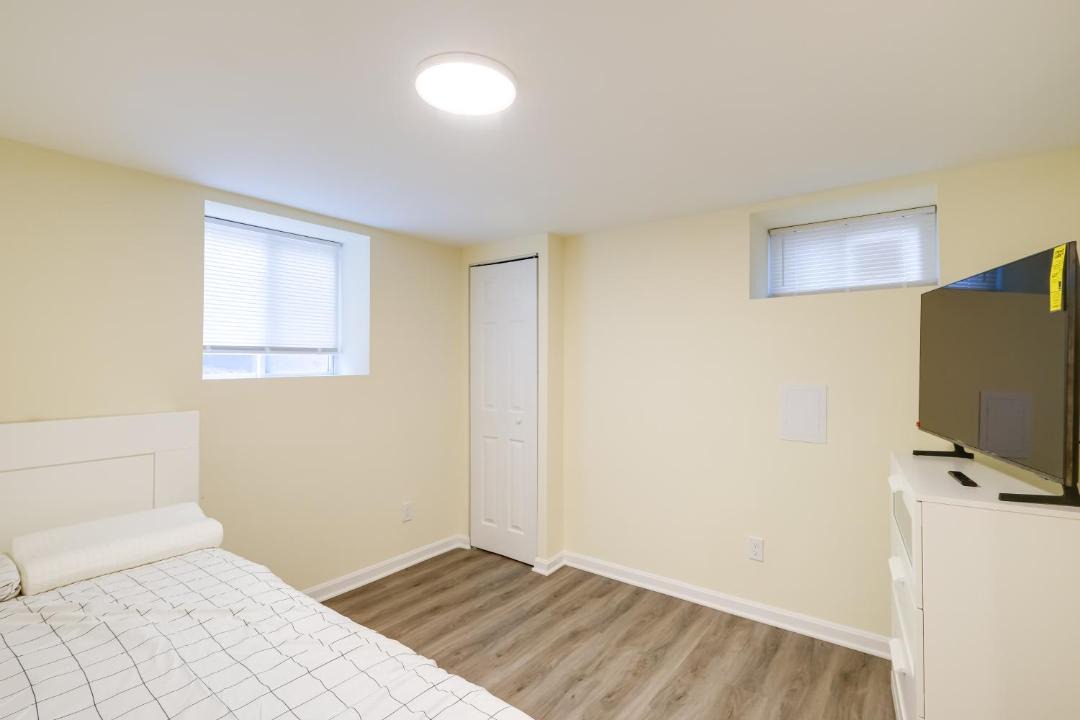 Photo of Bedroom in Wheaton-Glenmont
