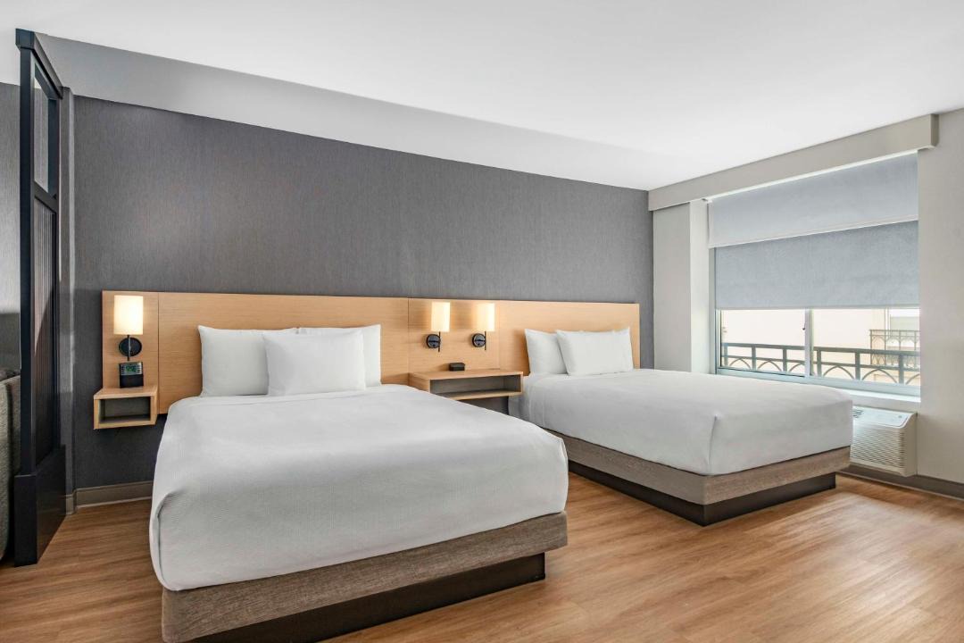 Photo of Bedroom in Downtown Riverside
