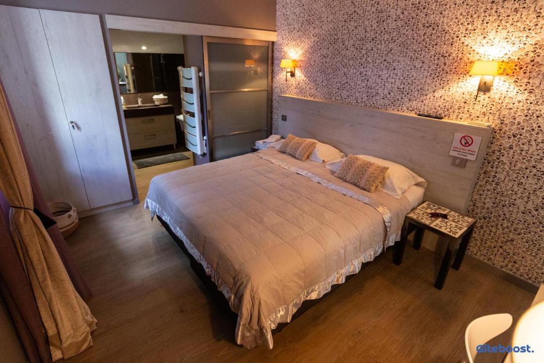 Photo of Bedroom in Chatte