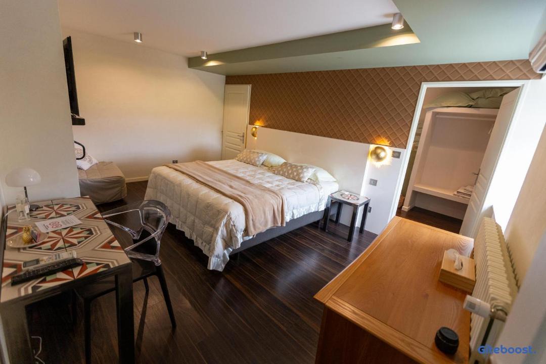 Photo of Bedroom in Chatte