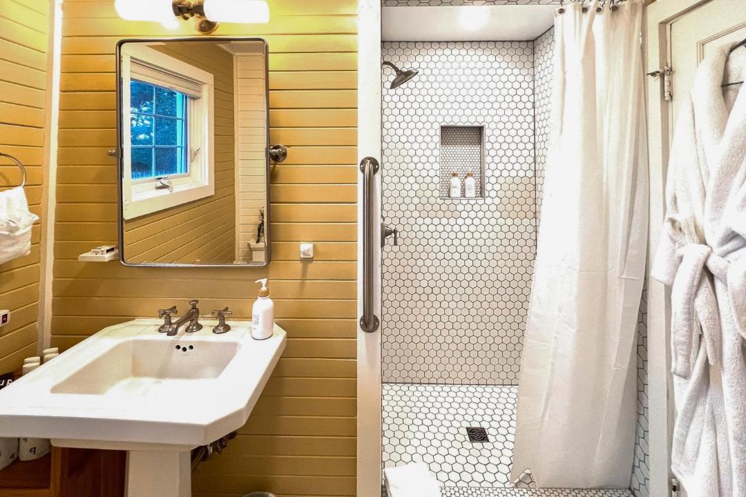 Photo of Bathroom in Moclips