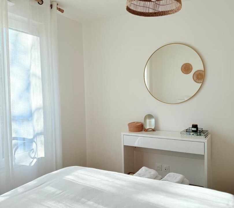 Photo of Bedroom in Clamart