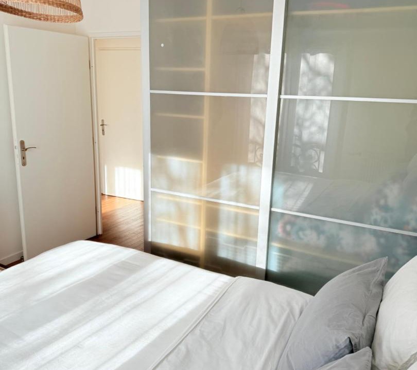 Photo of Bedroom in Clamart