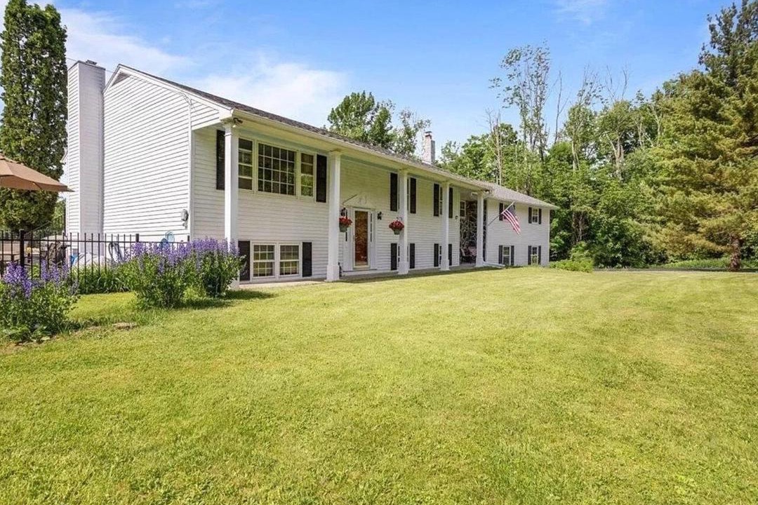 Photo of Others in Fairfax