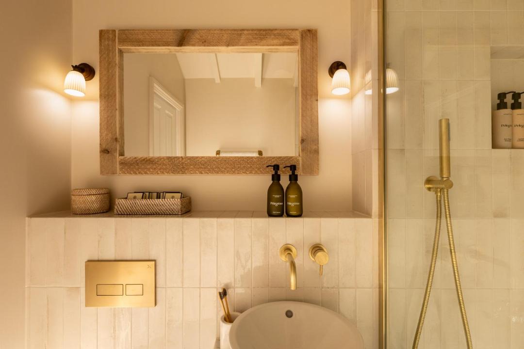 Photo of Others in Worth