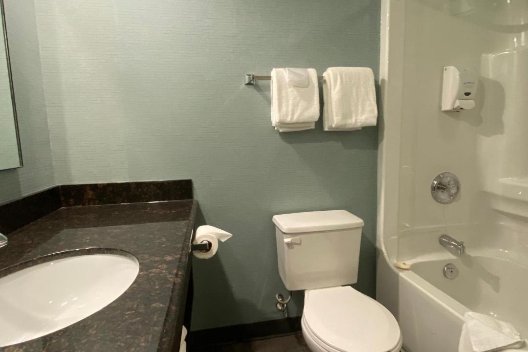Photo of Bathroom in Niagara Falls