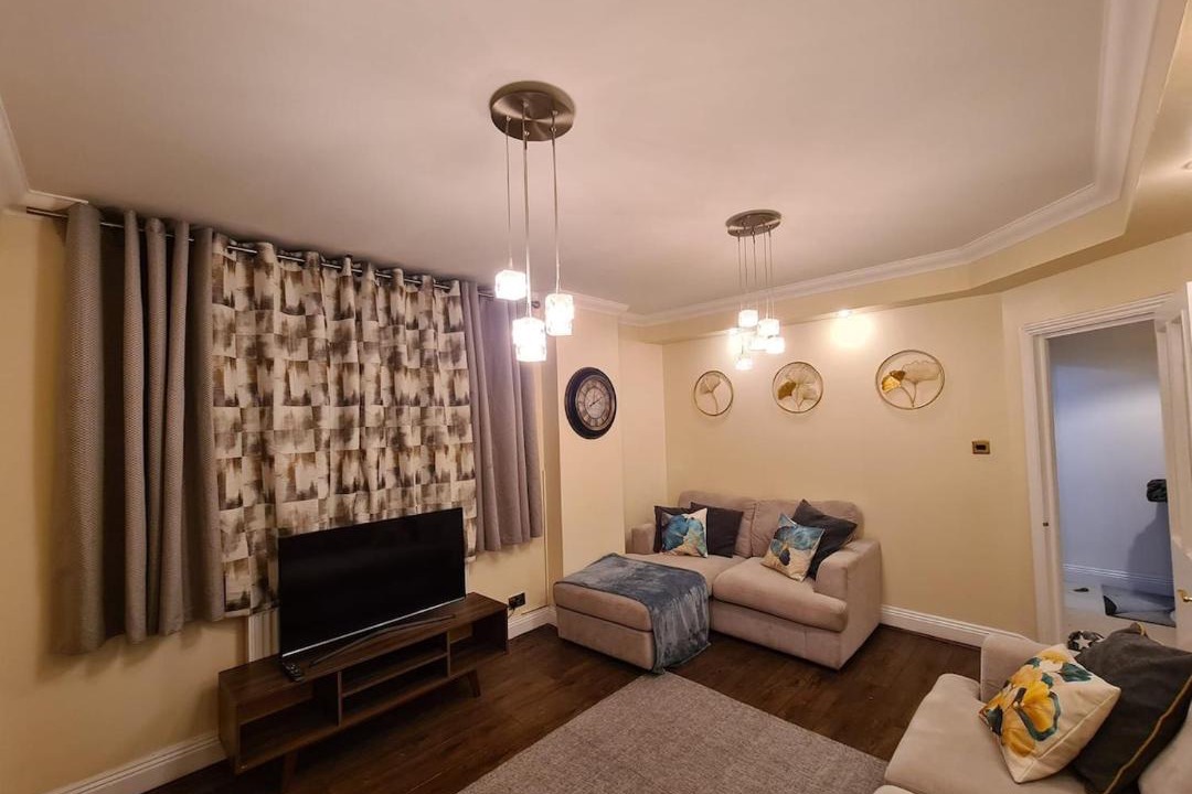 Photo of Others in Brondesbury