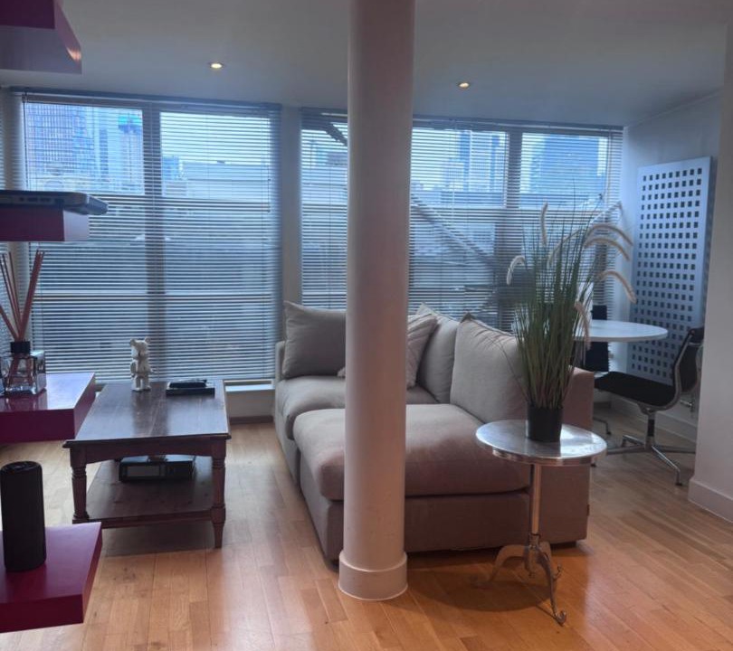 Photo of Livingroom in Bunhill