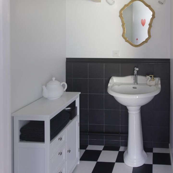 Photo of Bathroom in Nojeon-en-Vexin