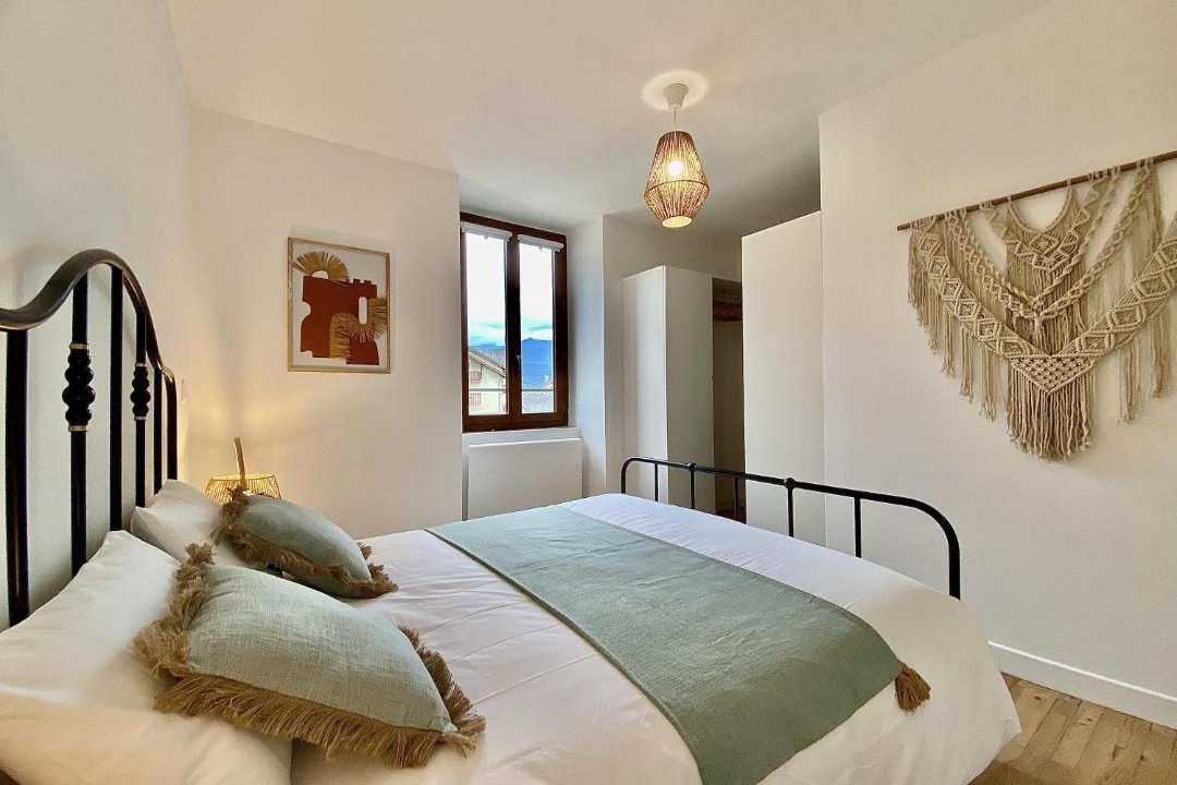 Photo of Bedroom in La Mure