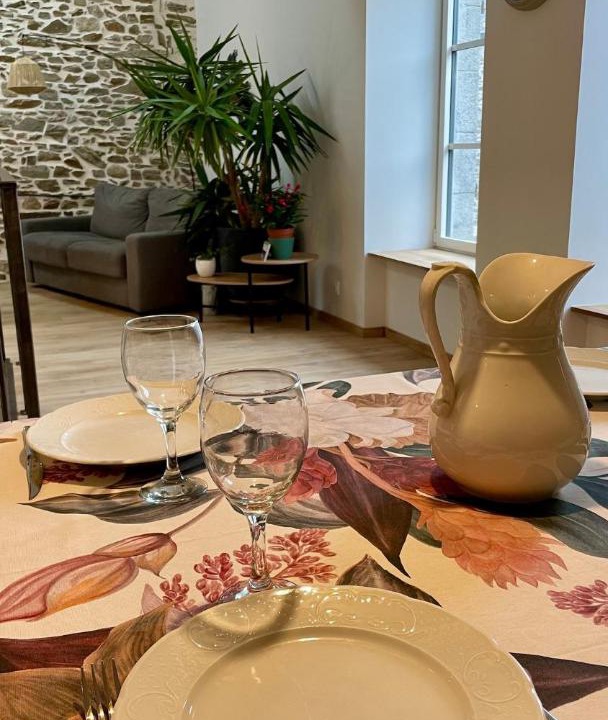 Photo of Others in Genets