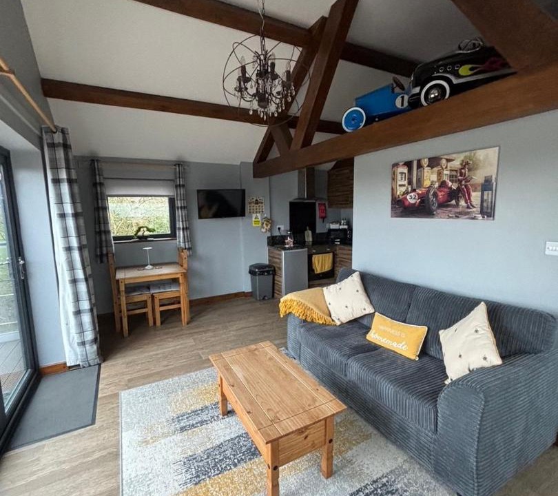 Photo of Livingroom in Ford