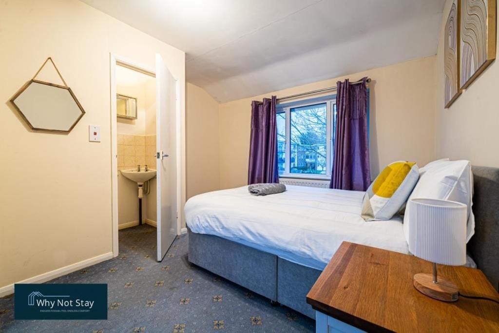 Photo of Bedroom in Reading