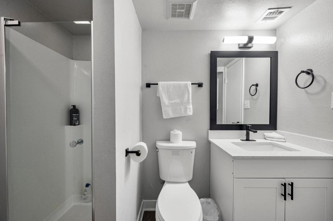 Photo of Bathroom in New Papago Parkway