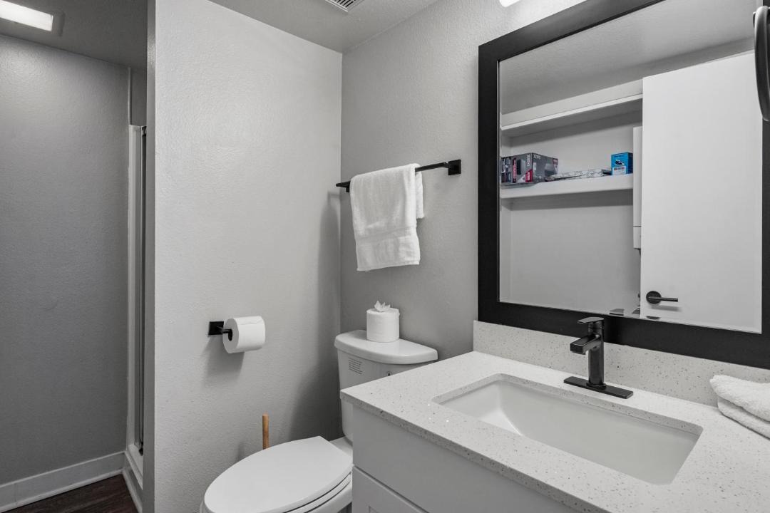 Photo of Bathroom in New Papago Parkway