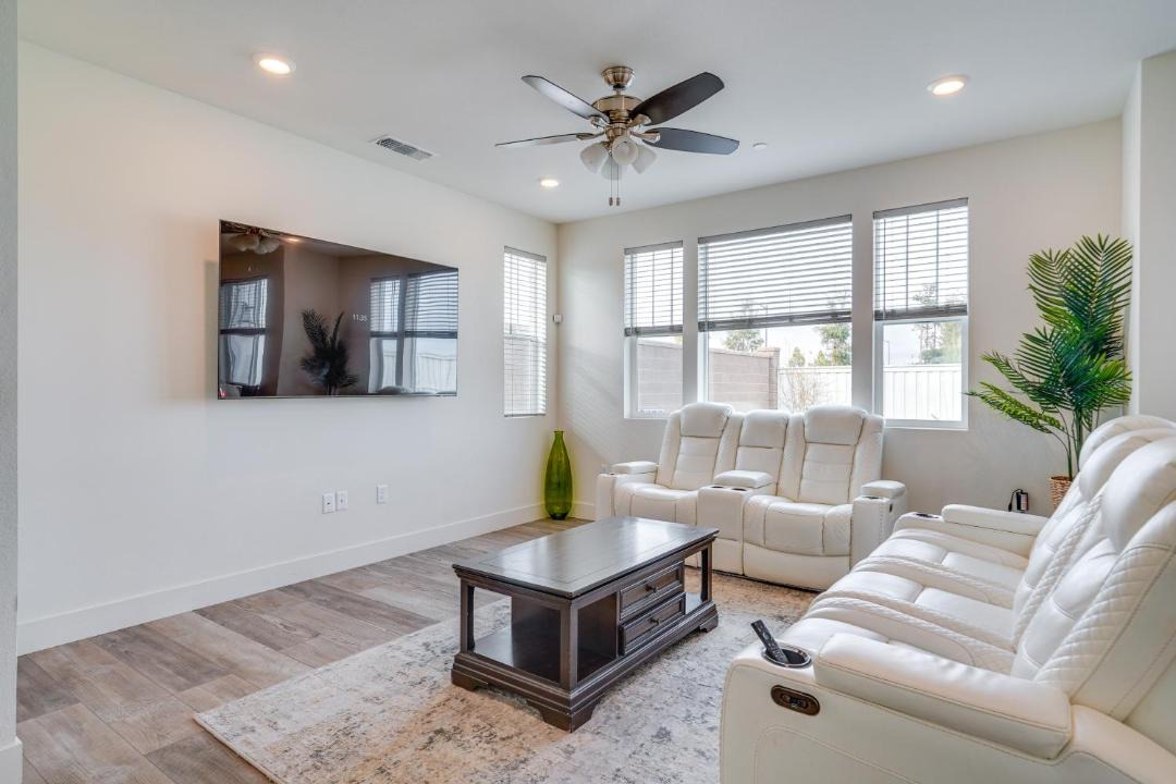 Photo of Others in Tracy