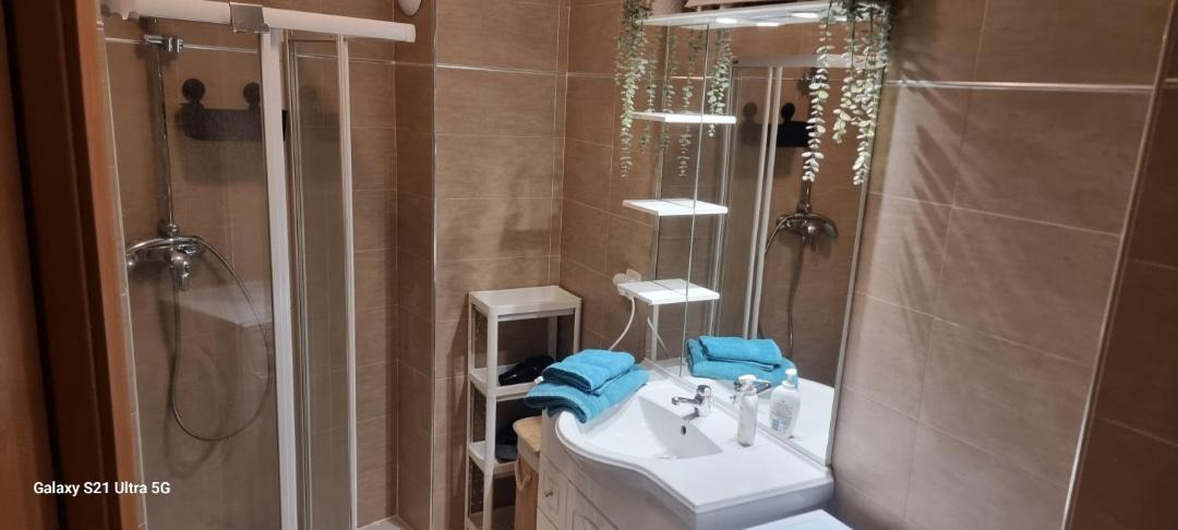 Photo of Bathroom in Audun-le-Tiche