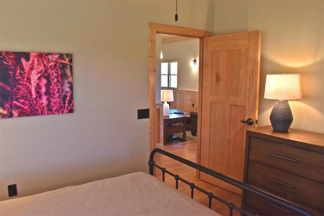 Photo of Bedroom in Black