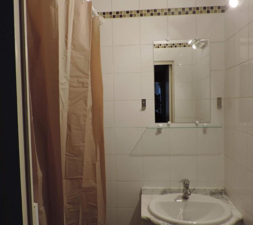 Photo of Bathroom in Pouillenay